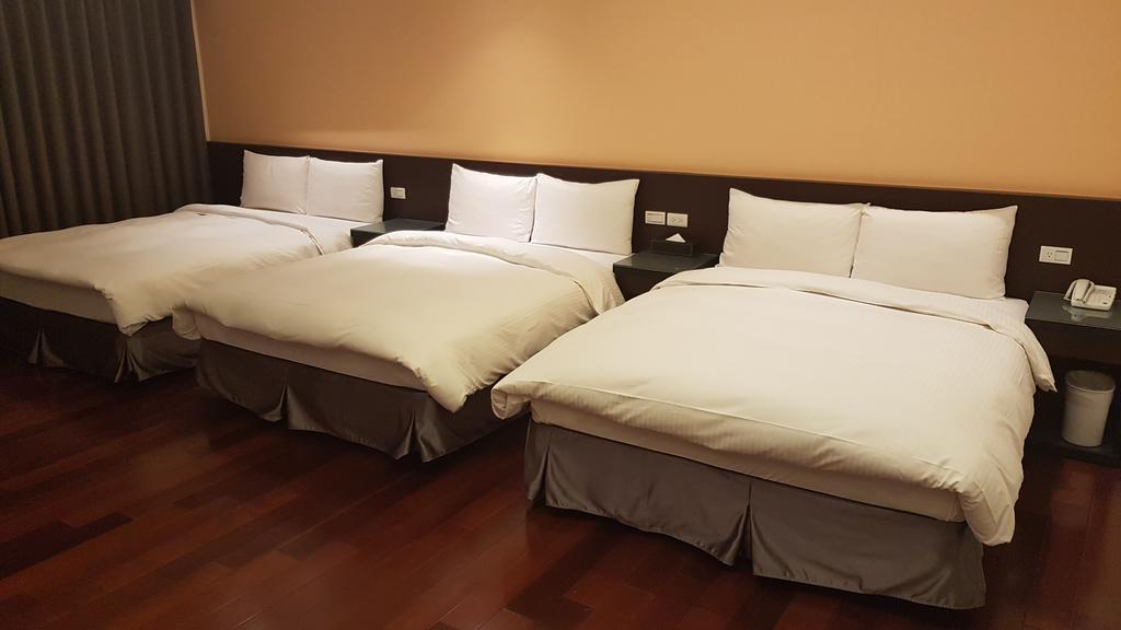 Cz Inn 101-4 Taipei Bagian luar foto