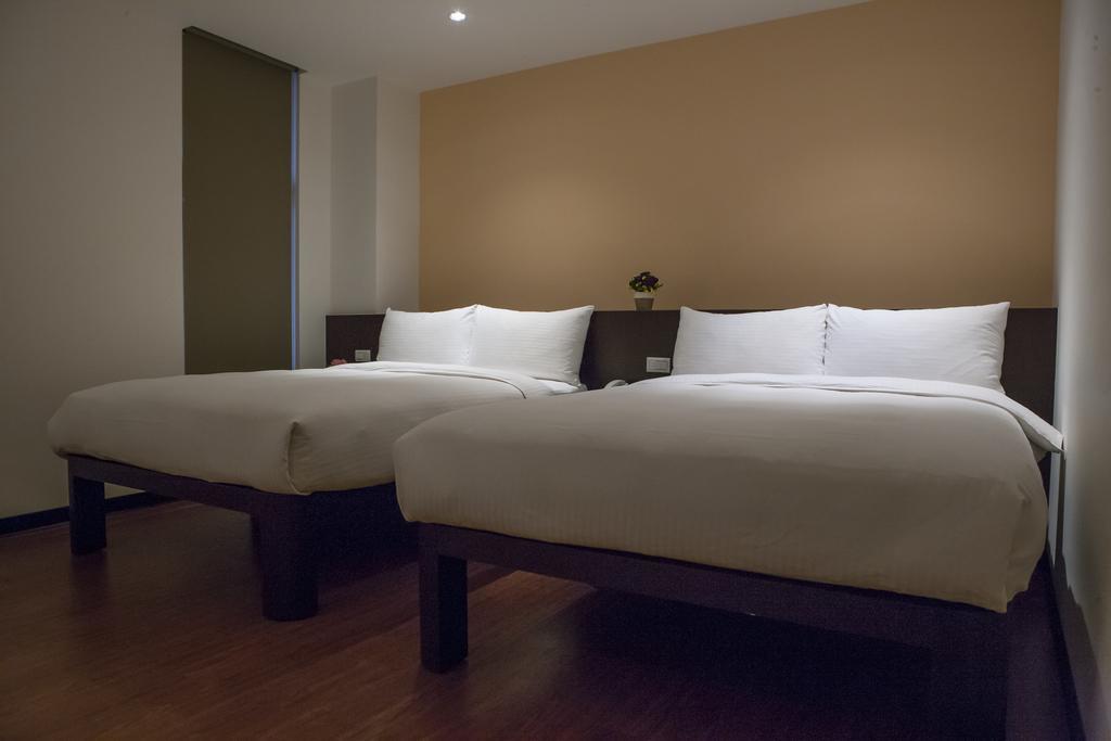 Cz Inn 101-4 Taipei Bagian luar foto