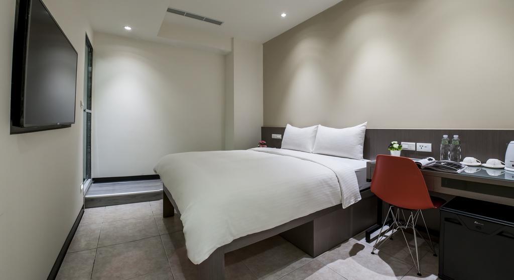 Cz Inn 101-4 Taipei Bagian luar foto